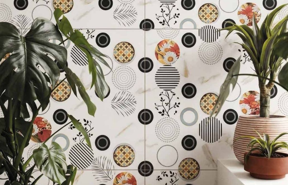 Pared decorativa con círculos y plantas